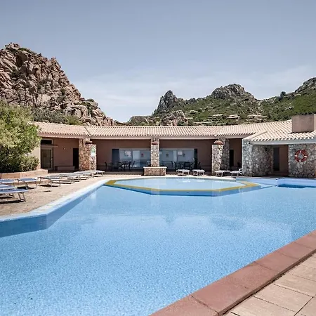Bright Little With A Sea View Apartment Costa Paradiso