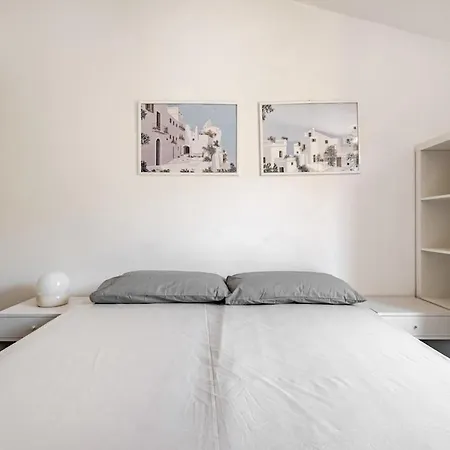Appartamento Bright Little With A Sea View *